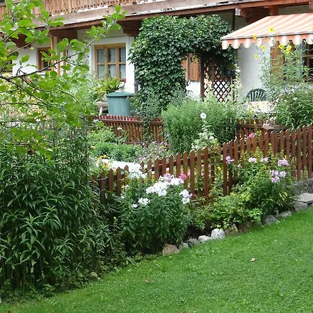 فندق مبيت وإفطار Haus Binderschuster 3*