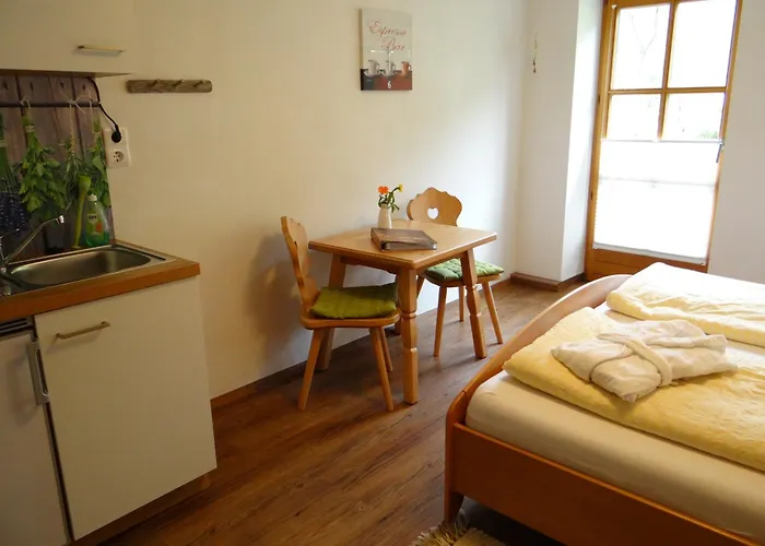 Alojamento de Acomodação e Pequeno-almoço Haus Binderschuster 3*